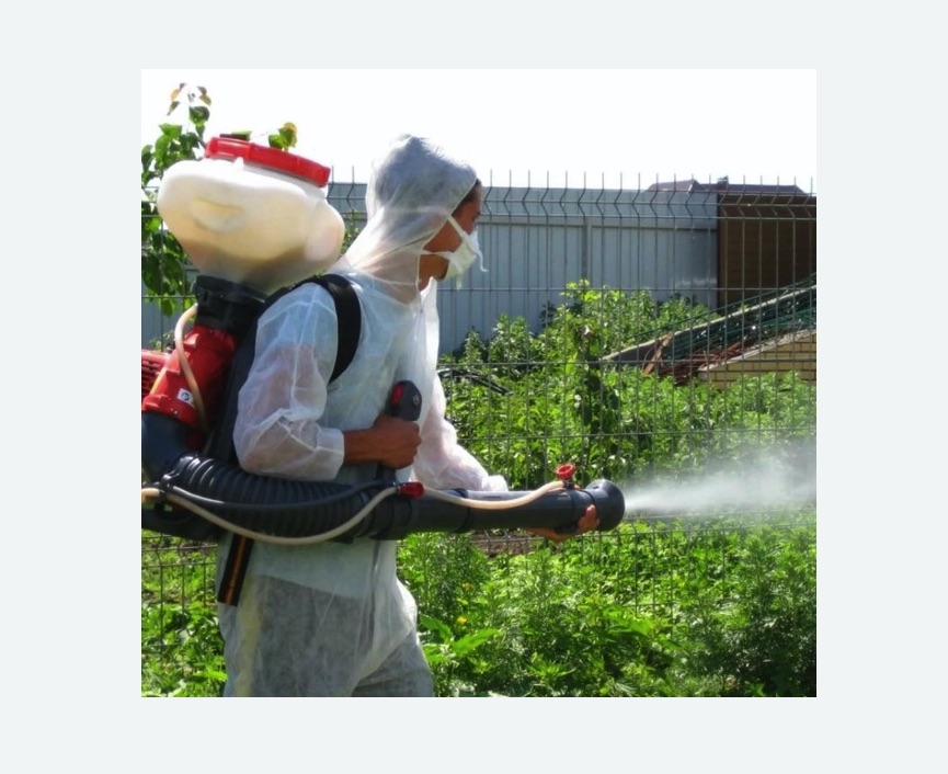 Акарицидная обработка территории в Останкинском районе Москвы